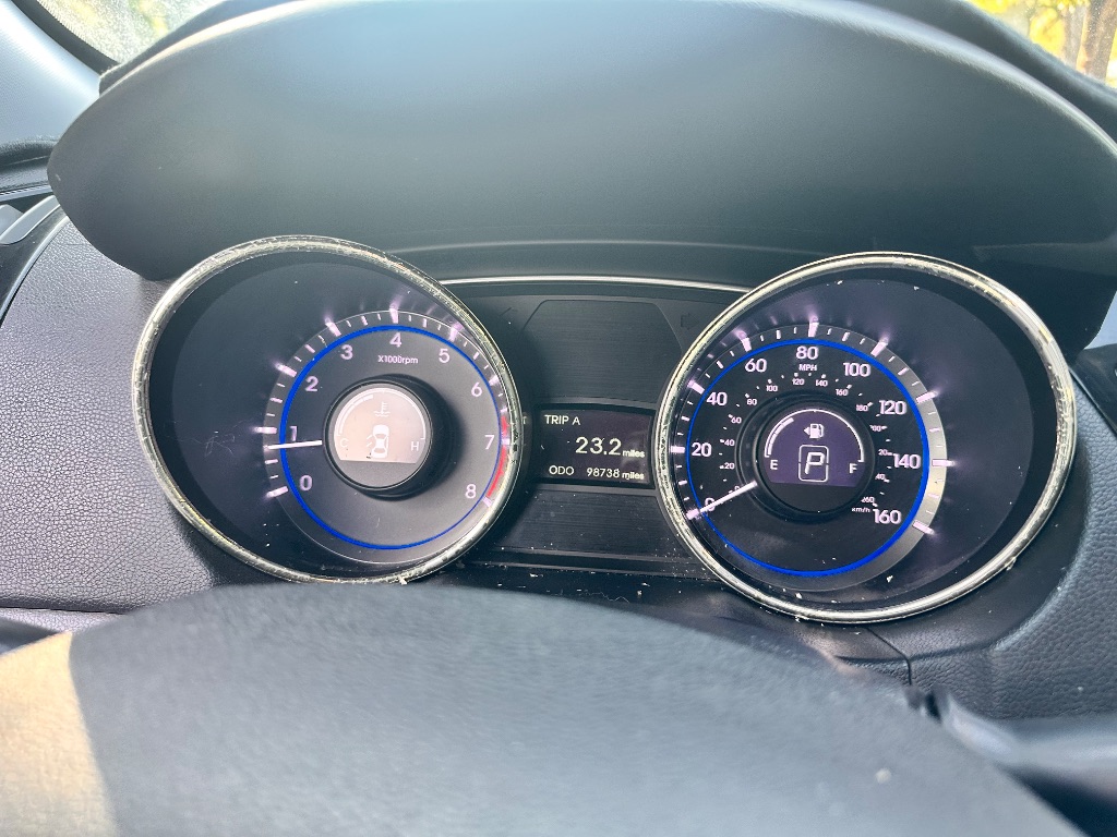 2011 Hyundai Sonata Limited - Photo 13