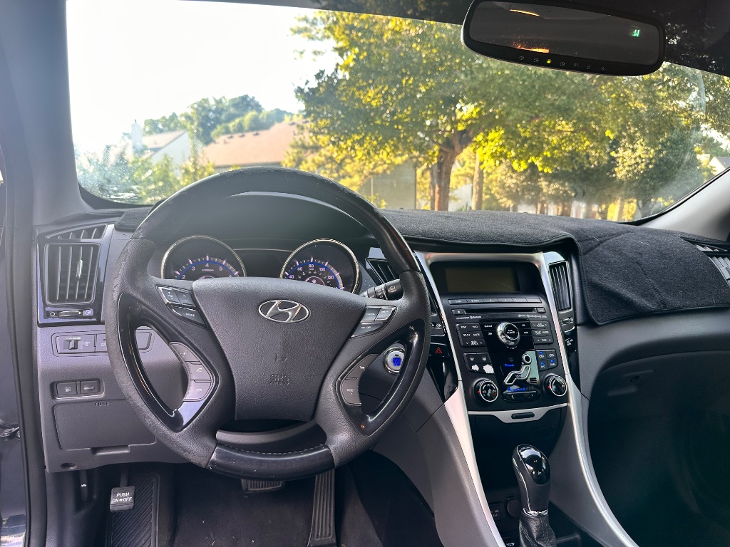 2011 Hyundai Sonata Limited - Photo 11