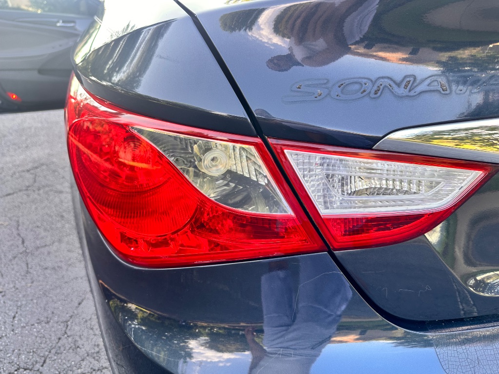 2011 Hyundai Sonata Limited - Photo 25