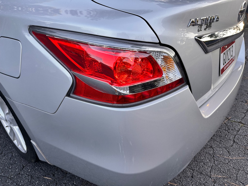 2015 Nissan Altima SV - Photo 31